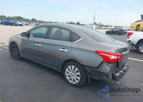 2018 Nissan Sentra S z USA, uszkodzony, nr VIN 3N1AB7AP7JY331803